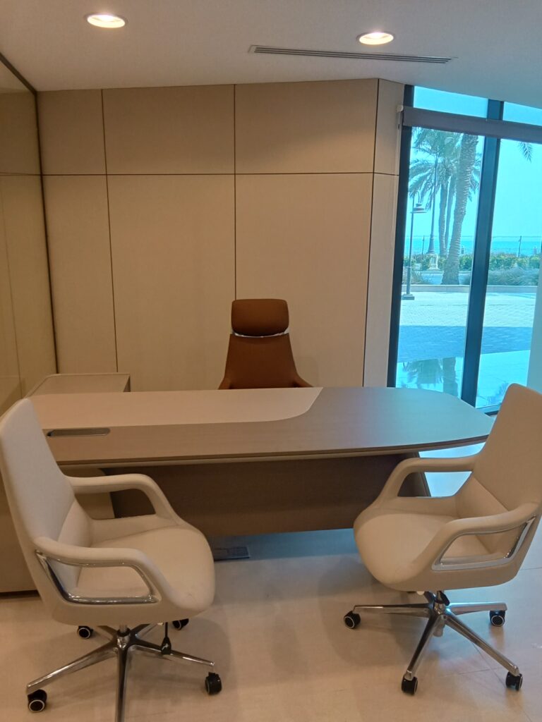 نجار تركيب اثاث امازون بالدمام والخبر